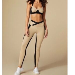 TAN LINES BY SIVAN AYLA Melrose Athletic Set M Black Beige Colorblock Crossback